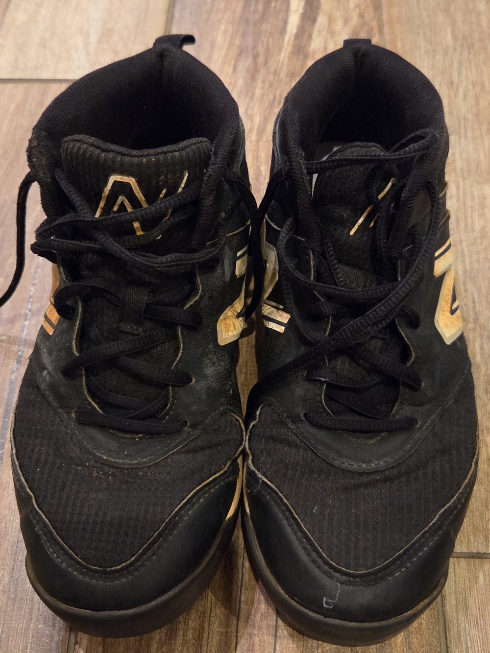 New Balance Youth 3000 v6 Mid Rubber-Molded Baseball Cleats